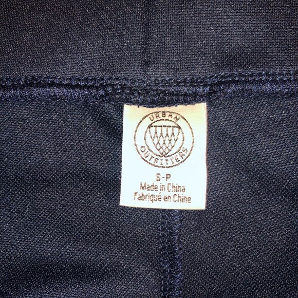 UO Colorblock Workout Leggings ๐๐ผโโ๏ธ ๐ช๐ผ. Item# 0056 - Picture 5 of 5